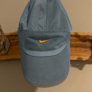 NIKE HAT